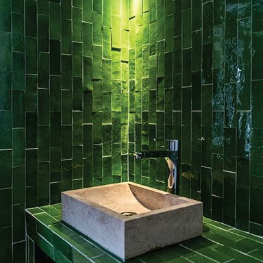 Zellige Nature — modèle 07 — couleur dominante Vert Cèdre Sombre